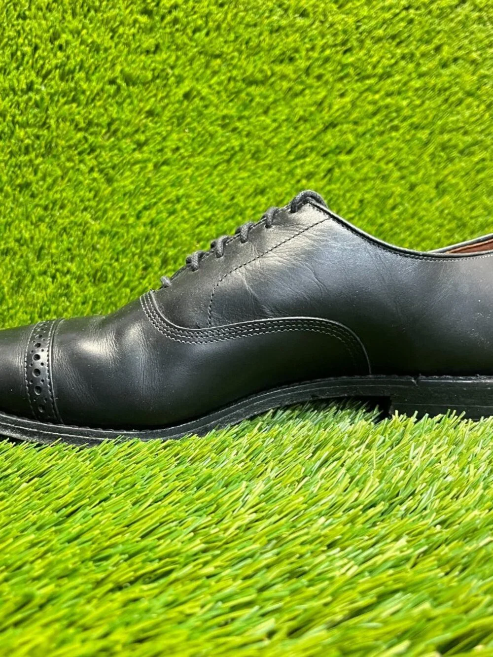 Allen Edmonds Fifth Avenue Mens Size 10.5 Black Classic Cap Toe Oxford Shoes
